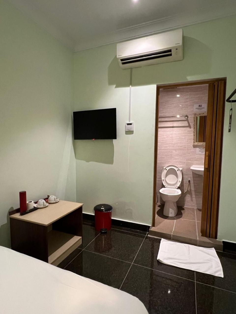 I Go Inn Bandar Saujana Putra Exterior foto